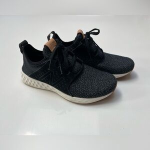 like new, worn once new balance fresh foam black sneakers sz 6